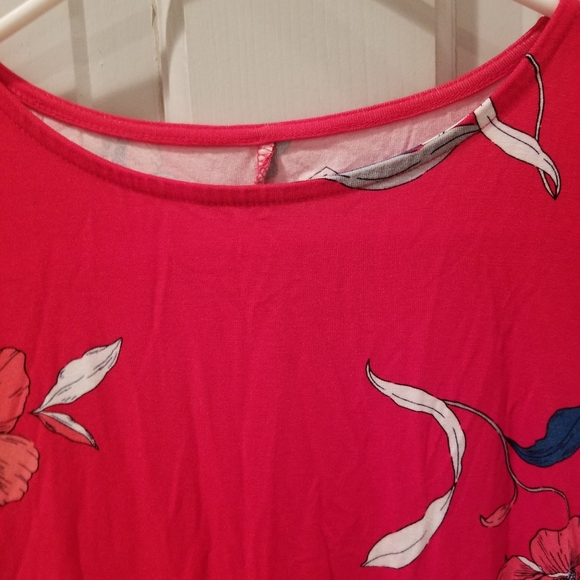 - St. John's Bay Red Flowery Dress/Blouse - Picture 3 of 11